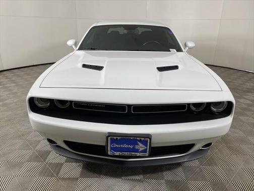 2017 Dodge Challenger SXT