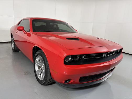 2022 Dodge Challenger SXT