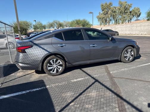 2025 Nissan Altima S FWD