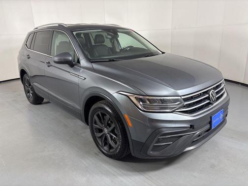 Platinum Gray Metallic 2024 Volkswagen Tiguan 2.0T SE 4MOTION