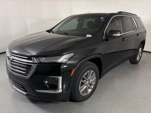 2024 Chevrolet Traverse LT Cloth