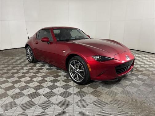 2022 Mazda MX-5 Miata RF Grand Touring