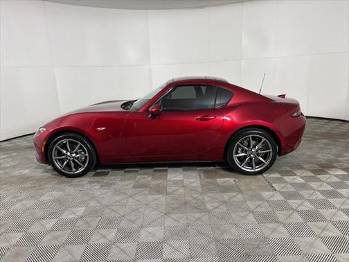 2022 Mazda MX-5 Miata RF Grand Touring