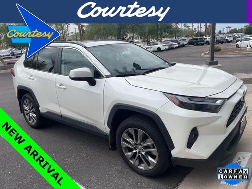 2022 Toyota RAV4 XLE Premium