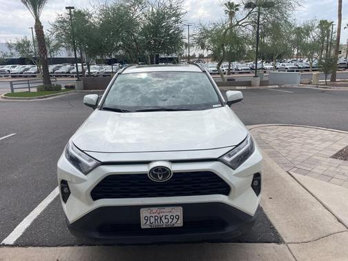 2022 Toyota RAV4 XLE Premium
