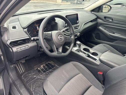 2025 Nissan Altima S FWD