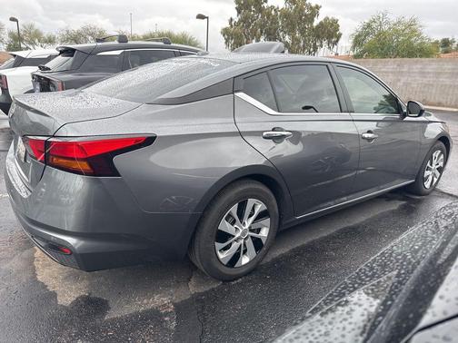 2025 Nissan Altima S FWD