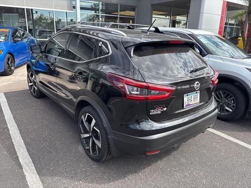 2021 Nissan Rogue Sport SL