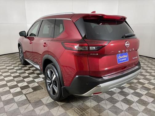 2023 Nissan Rogue Platinum