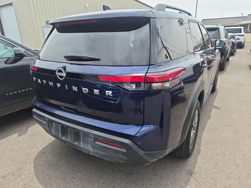 Deep Ocean Blue 2025 Nissan Pathfinder SV FWD