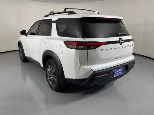 2025 Nissan Pathfinder SV FWD
