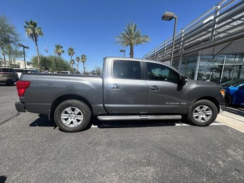 2019 Nissan Titan SV