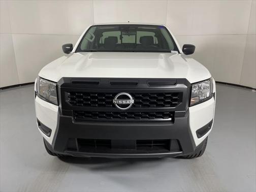 2025 Nissan Frontier S