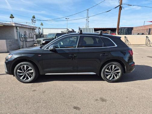 2023 Audi Q5 45 S line Premium Plus