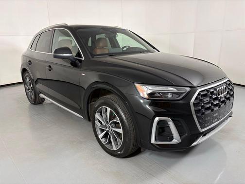 2023 Audi Q5 45 S line Premium Plus