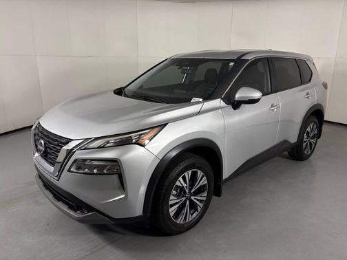 Brilliant Silver Metallic 2023 Nissan Rogue SV