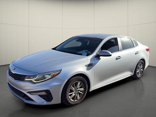 Sparkling Silver 2019 Kia Optima LX