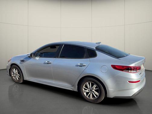 Sparkling Silver 2019 Kia Optima LX