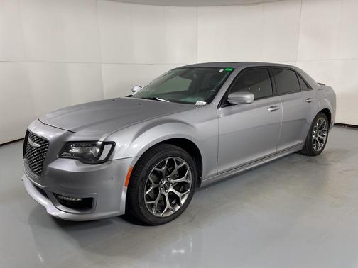2018 Chrysler 300 S