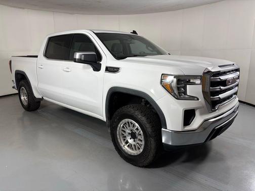 Summit White 2019 GMC Sierra 1500 SLE