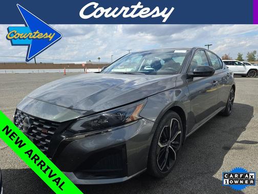 2023 Nissan Altima SR FWD