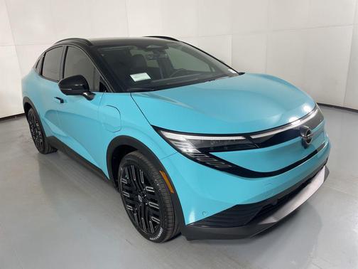 2026 Nissan Leaf PLATINUM+