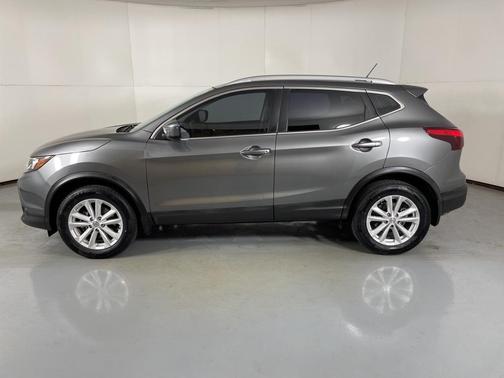 2018 Nissan Rogue Sport SV