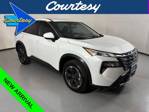 Everest White Pearl 2024 Nissan Rogue SV