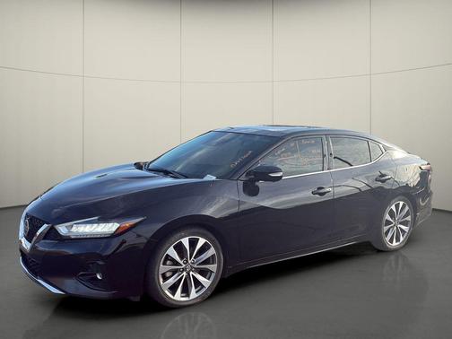Super Black 2020 Nissan Maxima 3.5 Platinum