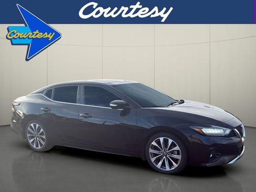 Super Black 2020 Nissan Maxima 3.5 Platinum