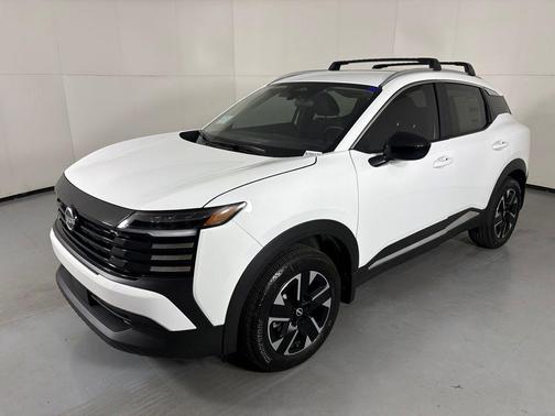 Fresh Powder 2026 Nissan Kicks SV