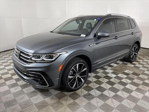 2022 Volkswagen Tiguan 2.0T SEL R-Line 4MOTION