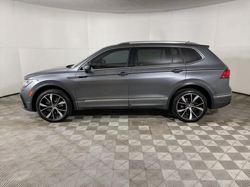 2022 Volkswagen Tiguan 2.0T SEL R-Line 4MOTION