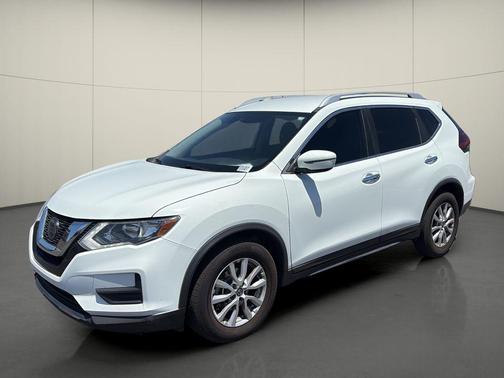 Glacier White 2018 Nissan Rogue SV