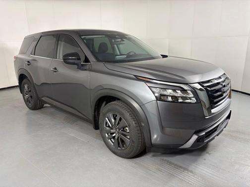 Gun Metallic 2023 Nissan Pathfinder S FWD