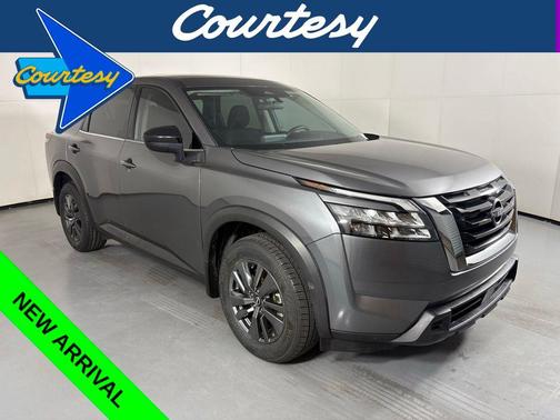 Gun Metallic 2023 Nissan Pathfinder S FWD