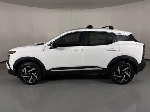 Fresh Powder 2026 Nissan Kicks SV