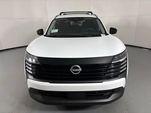 Fresh Powder 2026 Nissan Kicks SV