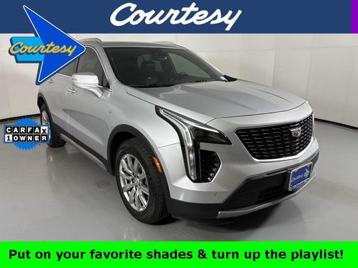 2022 Cadillac XT4 Premium Luxury