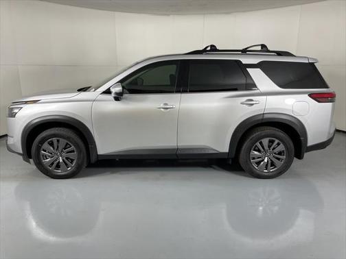 2025 Nissan Pathfinder SV FWD