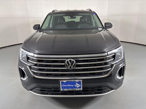 2024 Volkswagen Atlas 2.0T SE w/Technology 4MOTION