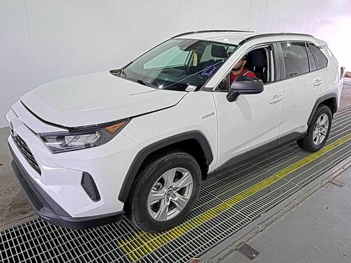 2020 Toyota RAV4 Hybrid LE