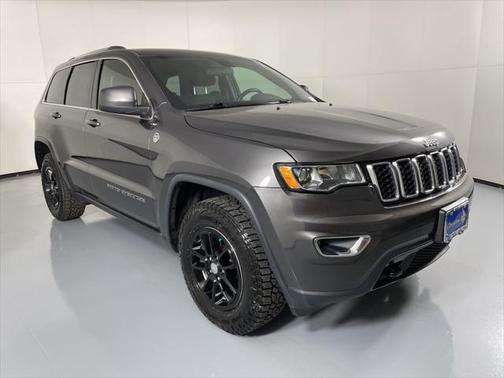 2020 Jeep Grand Cherokee Laredo