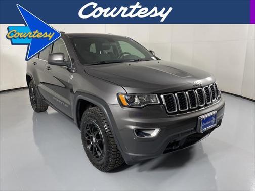 2020 Jeep Grand Cherokee Laredo