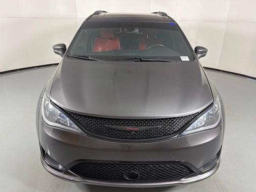 2020 Chrysler Pacifica Red S Edition