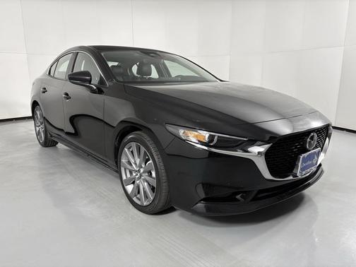 2025 Mazda Mazda3 FWD w/Preferred Package