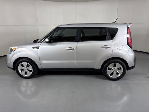 Bright Silver 2014 Kia Soul Base