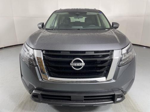 2025 Nissan Pathfinder SV FWD