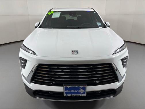 2025 Buick Enclave Preferred FWD