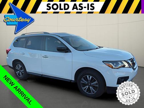 2017 Nissan Pathfinder SV